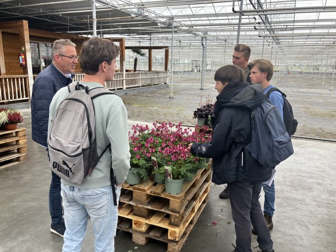 Nieuwe generatie inspireren in de tuinbouw
